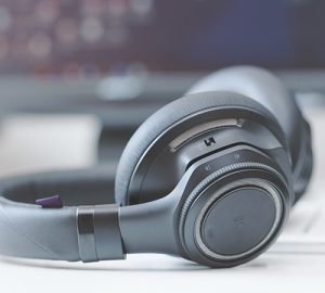 bluetooth headphones with active noise contro